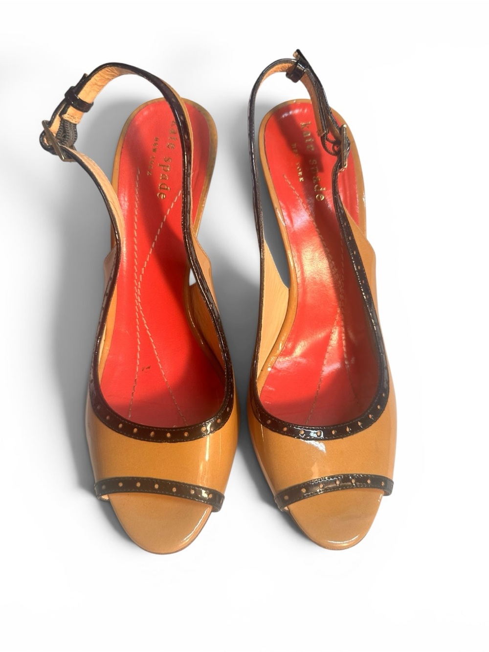 Kate Spade New York Patent Leather Slingback Heels Tan Black Peep Toe Size 6B - Picture 15 of 15